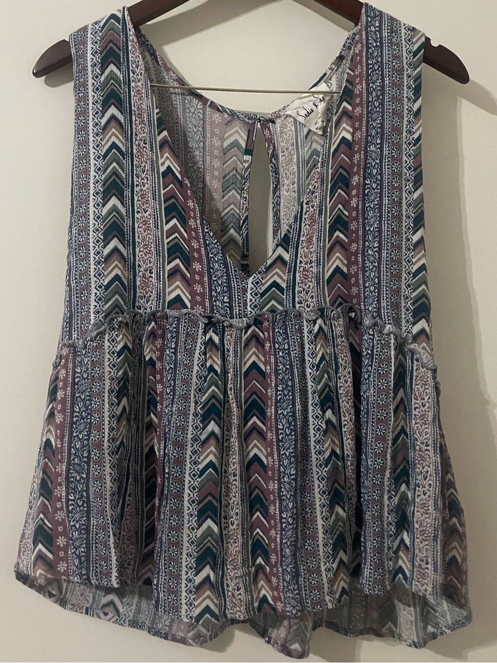 Sadie & Sage Boho Chevron Floral Babydoll Tank Top - L